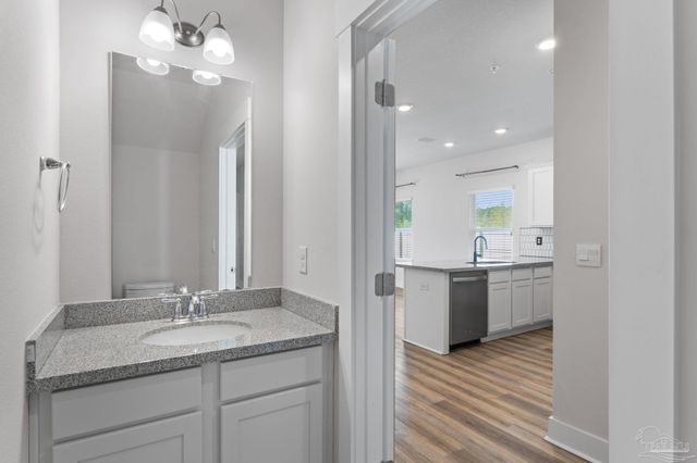 9483 Nature Creek Cir, Pensacola, FL 32526