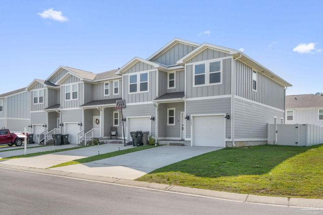 9483 Nature Creek Cir, Pensacola, FL 32526