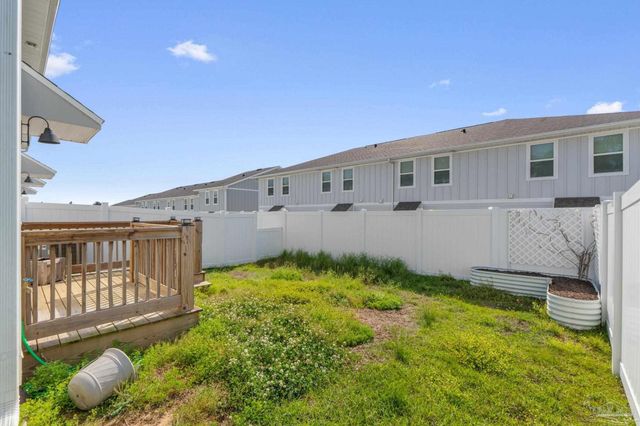 9483 Nature Creek Cir, Pensacola, FL 32526