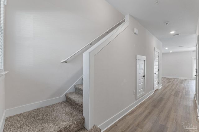 9483 Nature Creek Cir, Pensacola, FL 32526