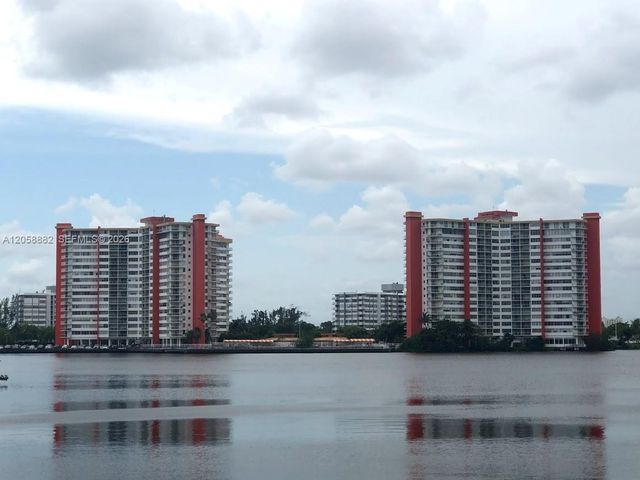 1301 NE Miami Gardens Drive 1611W, Miami, FL 33179