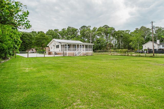 1269 River Road, Johns Island, SC 29455