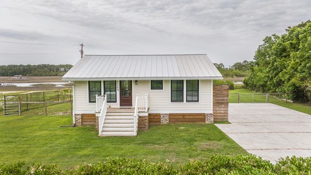 1269 River Road, Johns Island, SC 29455