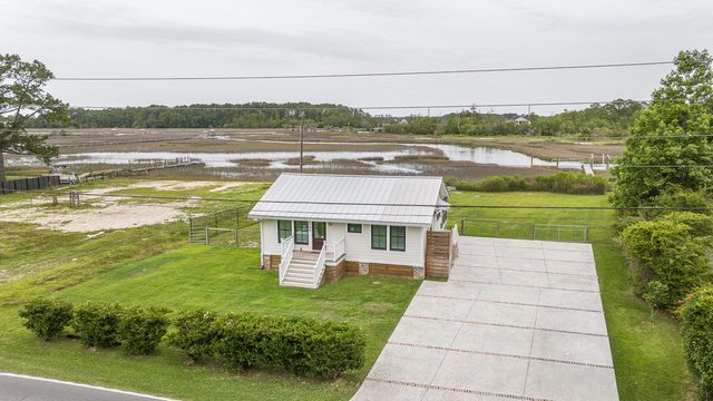 1269 River Road, Johns Island, SC 29455