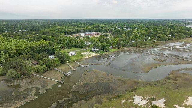 1269 River Road, Johns Island, SC 29455