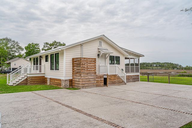 1269 River Road, Johns Island, SC 29455