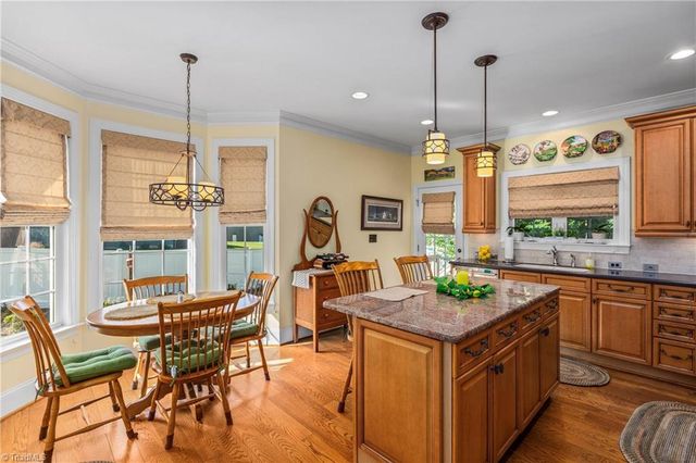 9285 Center Grove Church Road, Clemmons, NC 27012