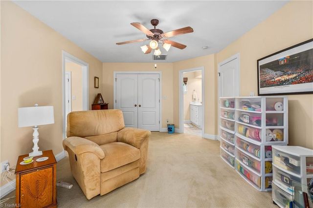 9285 Center Grove Church Road, Clemmons, NC 27012