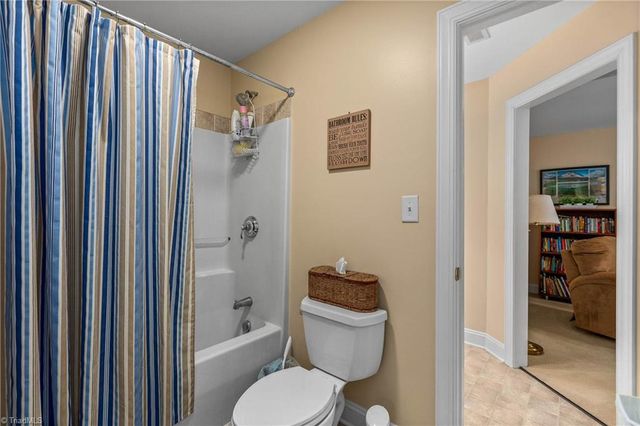 9285 Center Grove Church Road, Clemmons, NC 27012