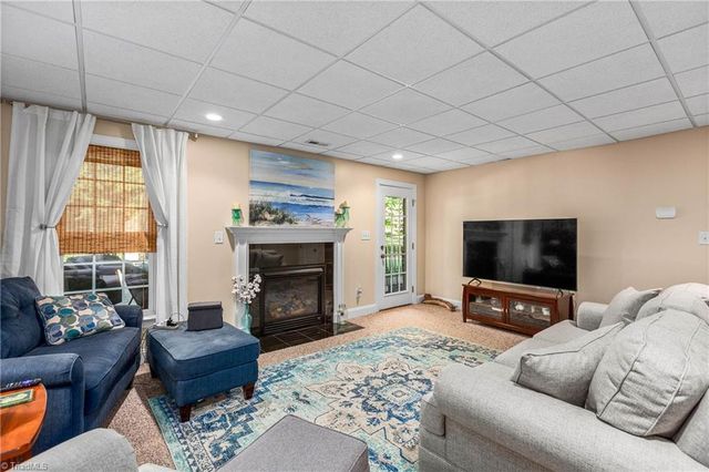 9285 Center Grove Church Road, Clemmons, NC 27012