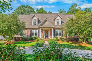 9285 Center Grove Church Road, Clemmons, NC 27012
