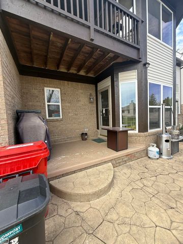 46514 Chalmers Drive Street, Macomb Twp, MI 48044