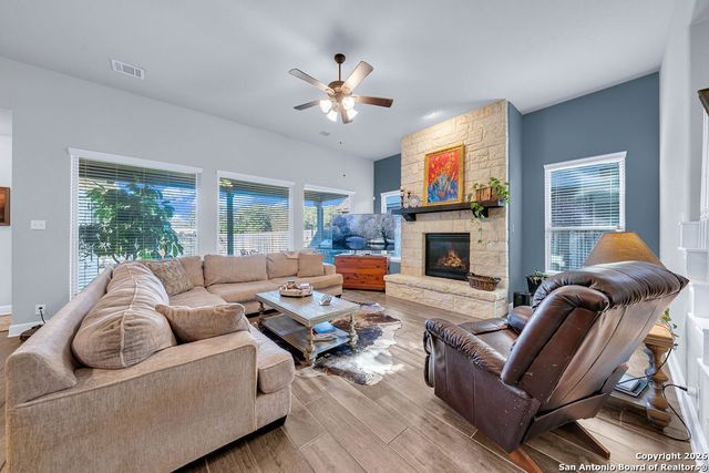 236 Woods Of Boerne, Boerne, TX 78006