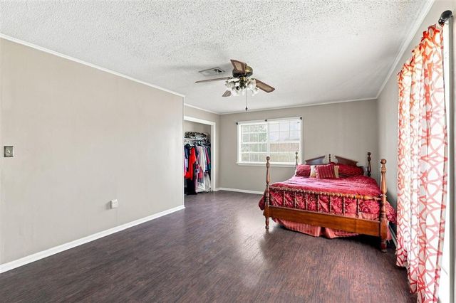 415 Hollywood Lane, Sulphur, LA 70663