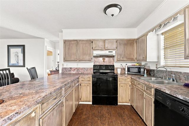 415 Hollywood Lane, Sulphur, LA 70663