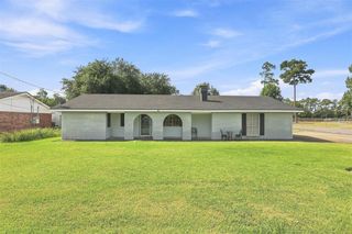 415 Hollywood Lane, Sulphur, LA 70663