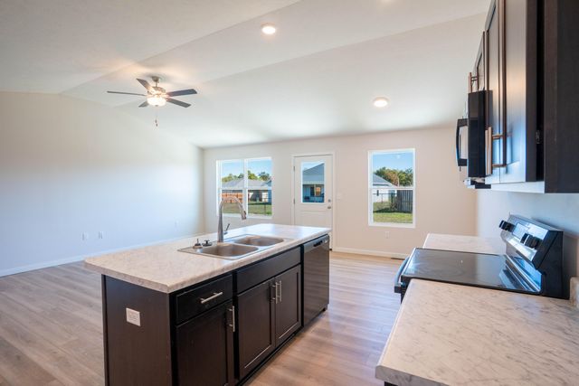 2380 S Cheri Drive, Bolivar, MO 65613