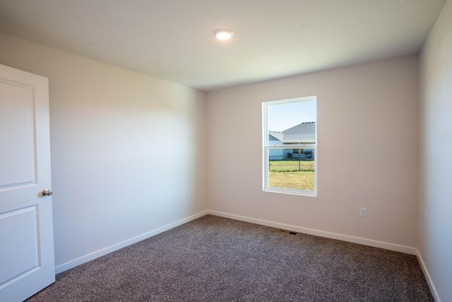 2380 S Cheri Drive, Bolivar, MO 65613