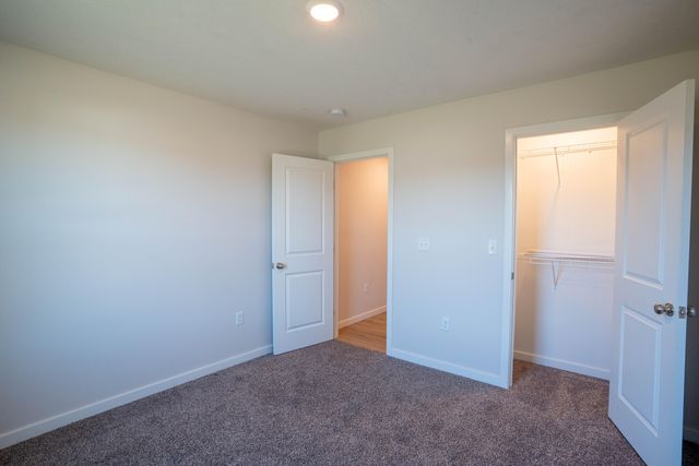 2380 S Cheri Drive, Bolivar, MO 65613