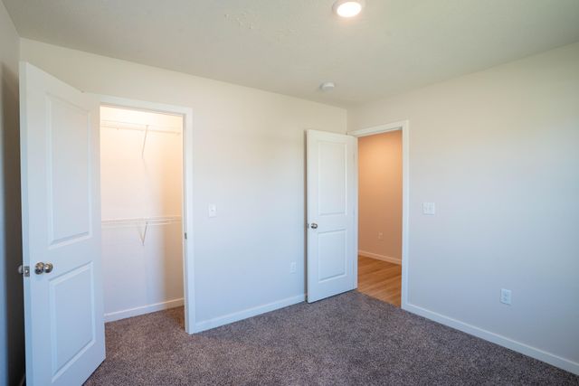 2380 S Cheri Drive, Bolivar, MO 65613