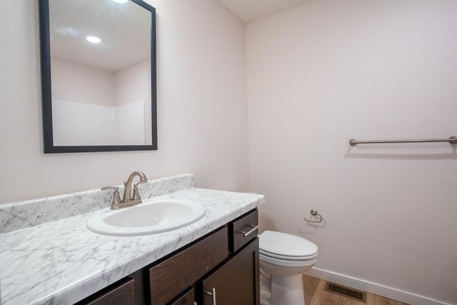 2380 S Cheri Drive, Bolivar, MO 65613