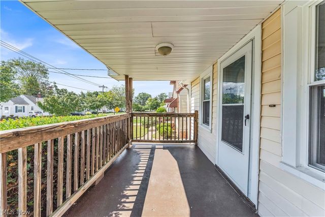19409 Raymond Street, Maple Heights, OH 44137