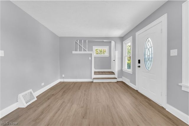 19409 Raymond Street, Maple Heights, OH 44137