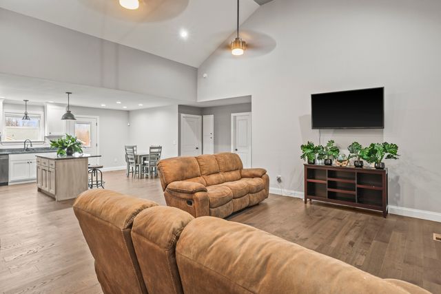 453 Hill Circle, Dunlap, TN 37327