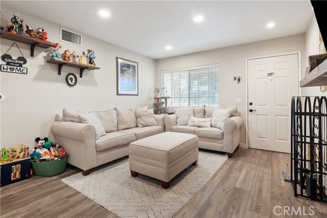 1195 Fitzgerald G, Simi Valley, CA 93065