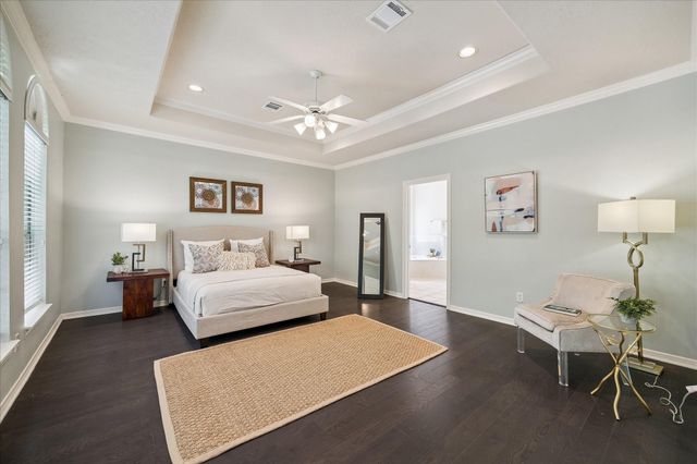 5638 Avalon Way, Houston, TX 77057