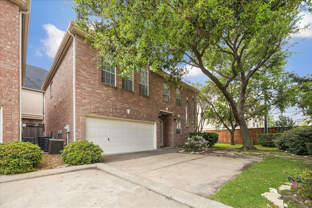 5638 Avalon Way, Houston, TX 77057