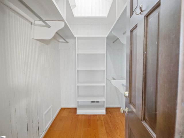 100 Kirkwood Place, Spartanburg, SC 29306