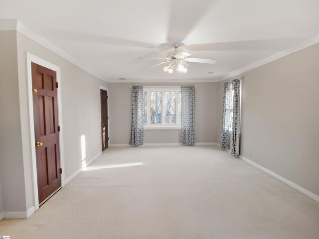 100 Kirkwood Place, Spartanburg, SC 29306
