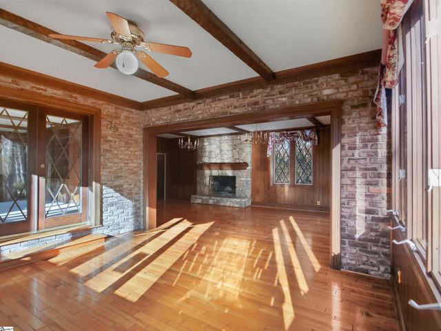 100 Kirkwood Place, Spartanburg, SC 29306
