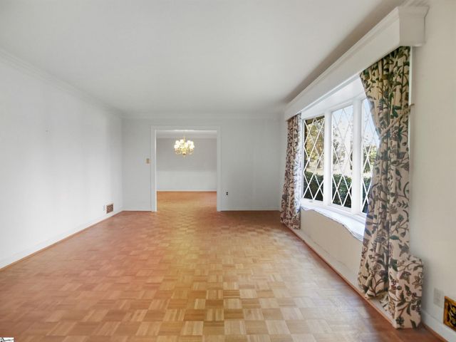 100 Kirkwood Place, Spartanburg, SC 29306