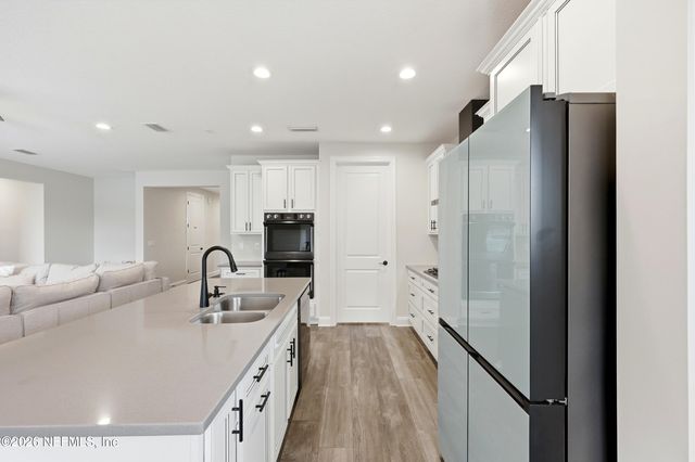 518 SILVERLEAF VILLAGE Drive, St. Johns, FL 32092