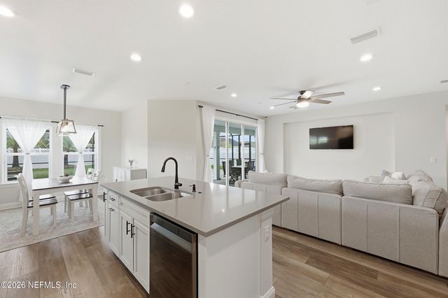 518 SILVERLEAF VILLAGE Drive, St. Johns, FL 32092