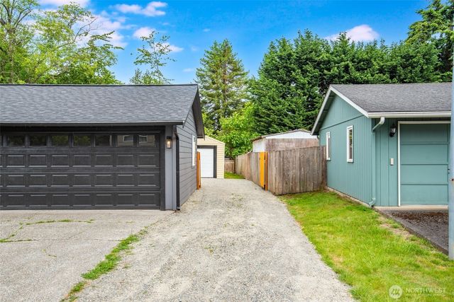 34020 39th Avenue S, Auburn, WA 98001