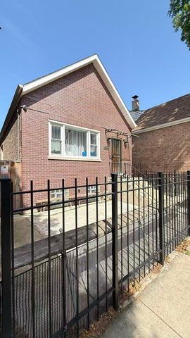 3538 S Honore Street, Chicago, IL 60609