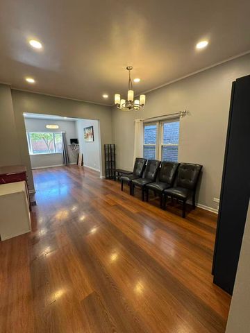 3538 S Honore Street, Chicago, IL 60609