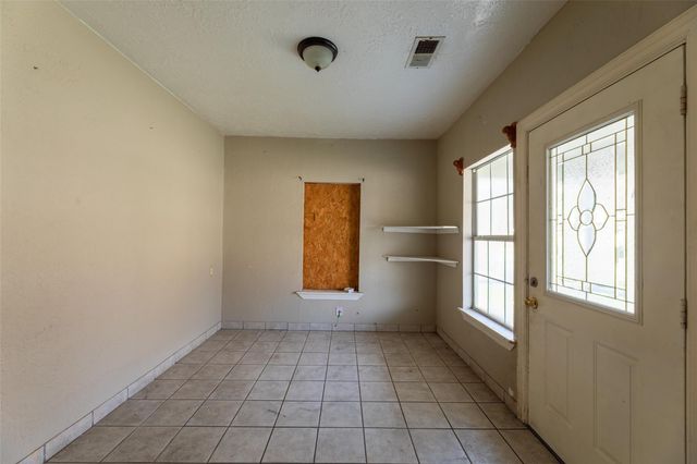 5229 Eigel Street, Houston, TX 77007