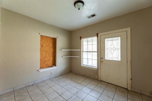 5229 Eigel Street, Houston, TX 77007
