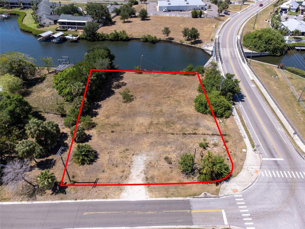 601 FLAMINGO DRIVE, Apollo Beach, FL 33572