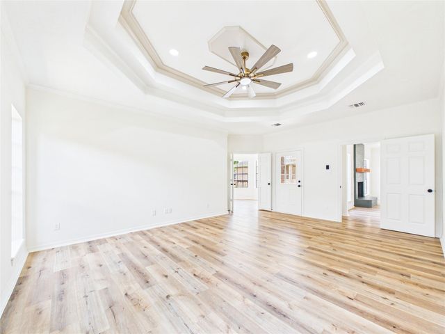 2309 St Patrick Lane, Deer Park, TX 77536
