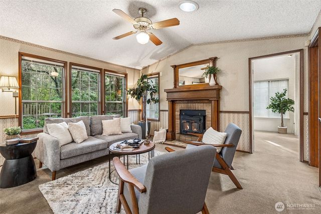 36404 12th Place S, Federal Way, WA 98003