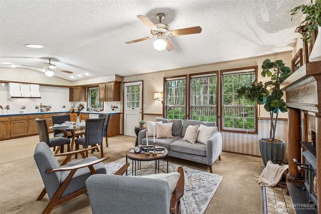 36404 12th Place S, Federal Way, WA 98003