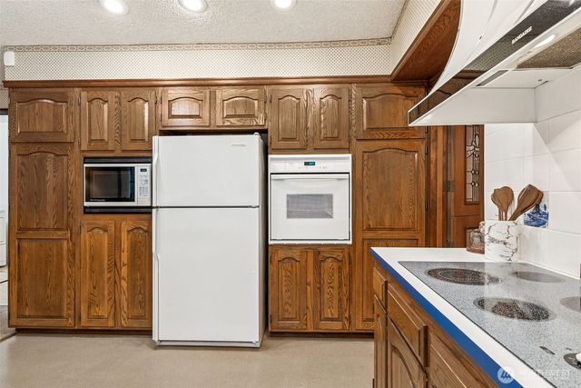 36404 12th Place S, Federal Way, WA 98003