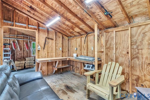 193 Deep Water Ln, Reedville, VA 22539