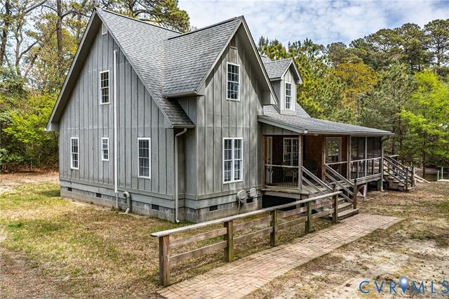 193 Deep Water Ln, Reedville, VA 22539