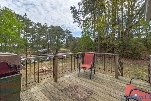 193 Deep Water Ln, Reedville, VA 22539